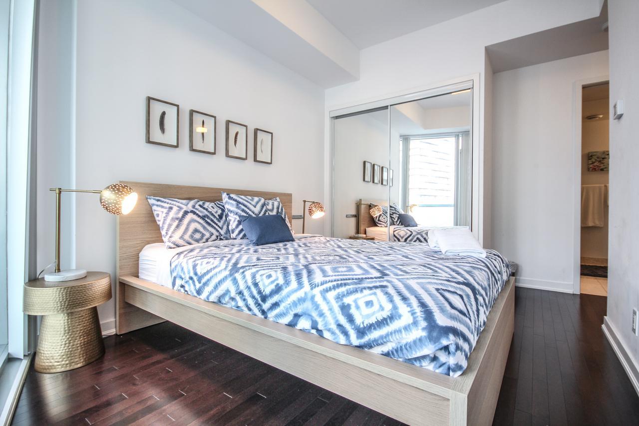 Sarkar Suites - Entertainment District Toronto Zewnętrze zdjęcie