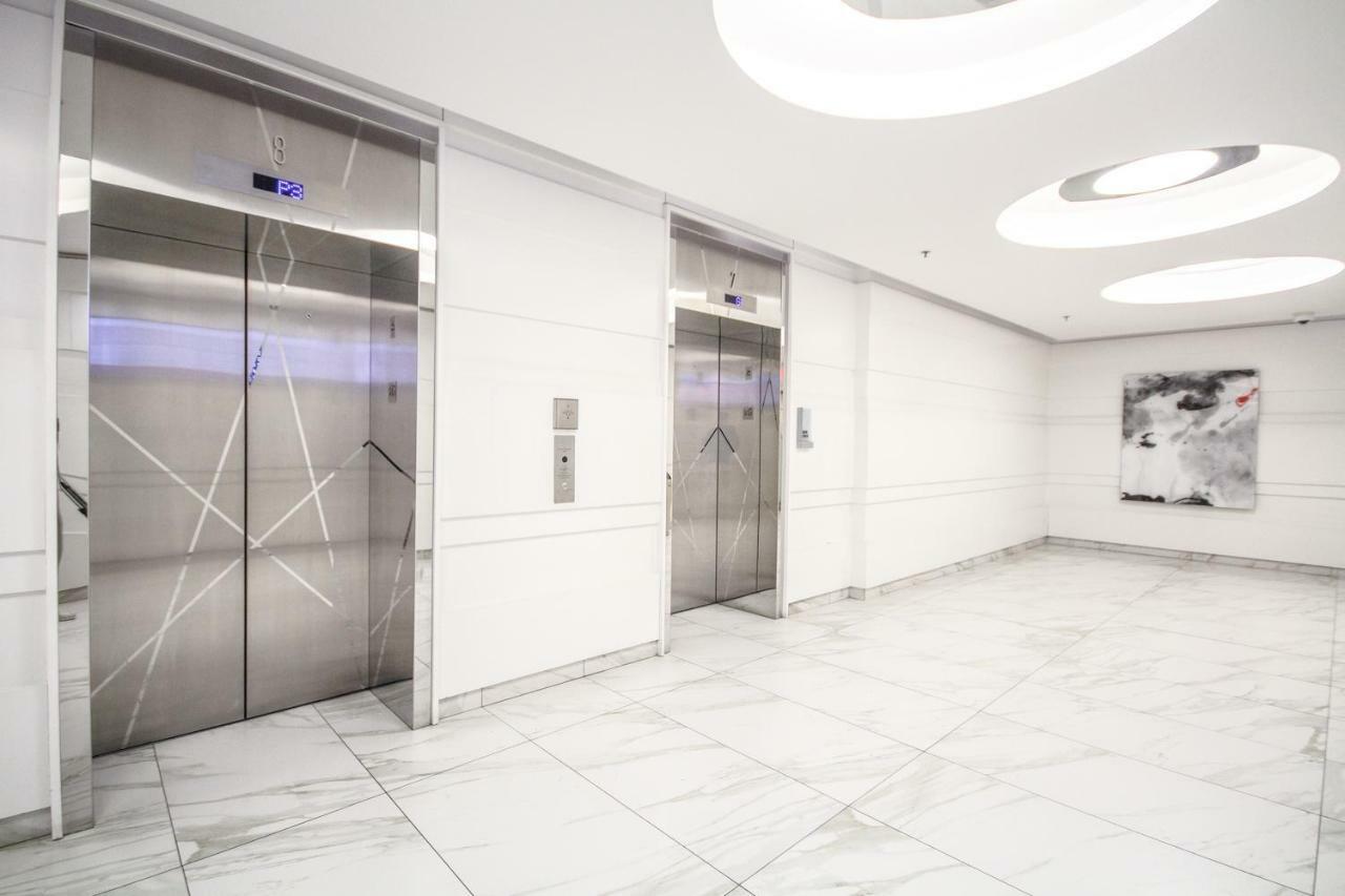 Sarkar Suites - Entertainment District Toronto Zewnętrze zdjęcie
