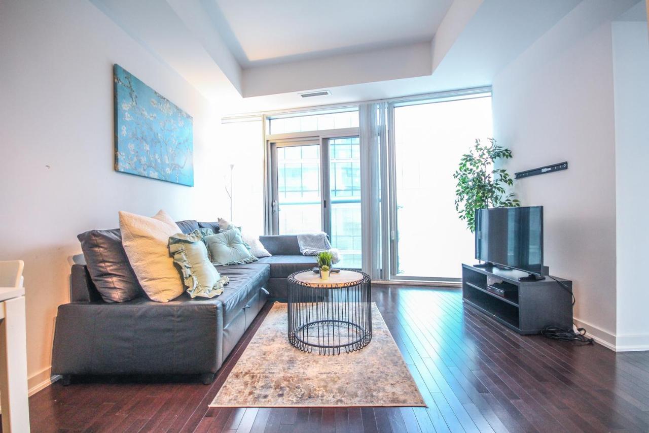 Sarkar Suites - Entertainment District Toronto Zewnętrze zdjęcie