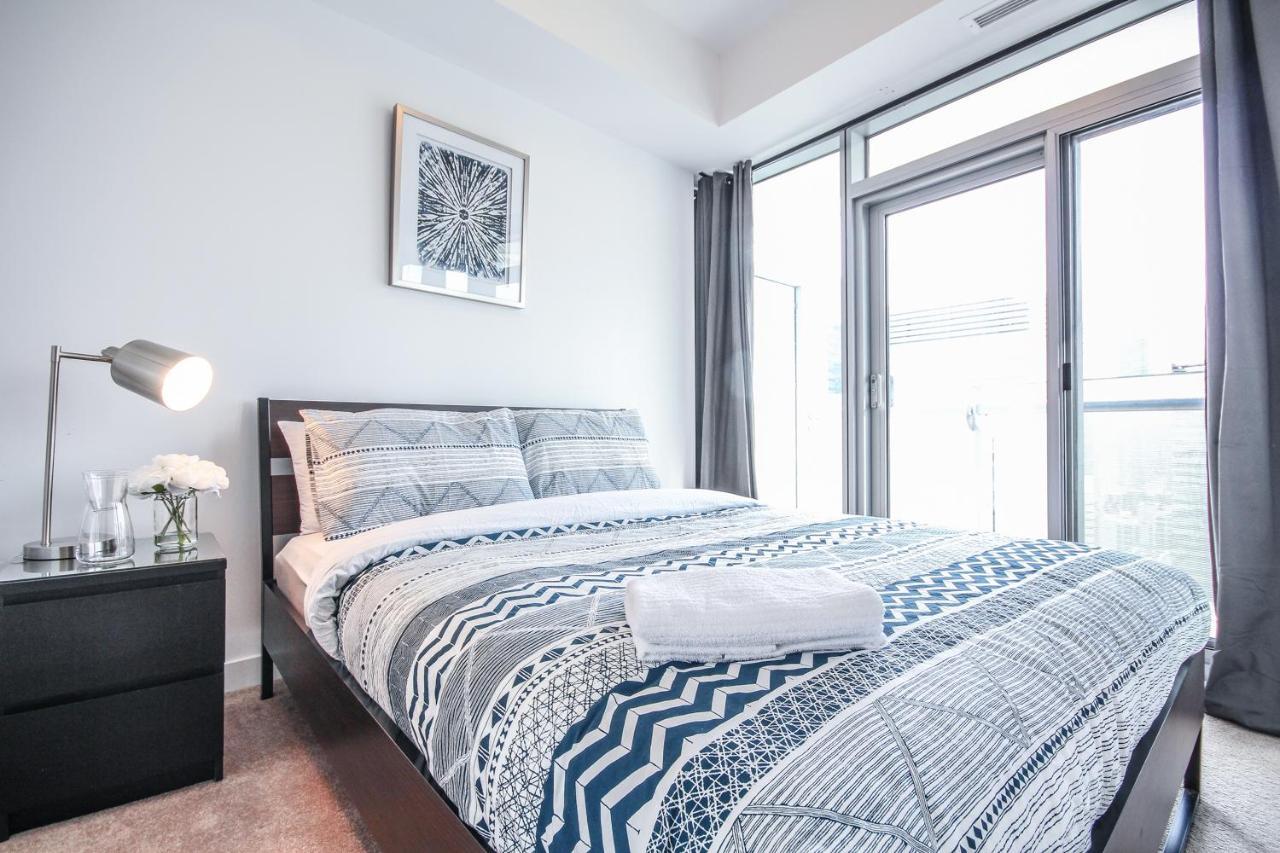 Sarkar Suites - Entertainment District Toronto Zewnętrze zdjęcie