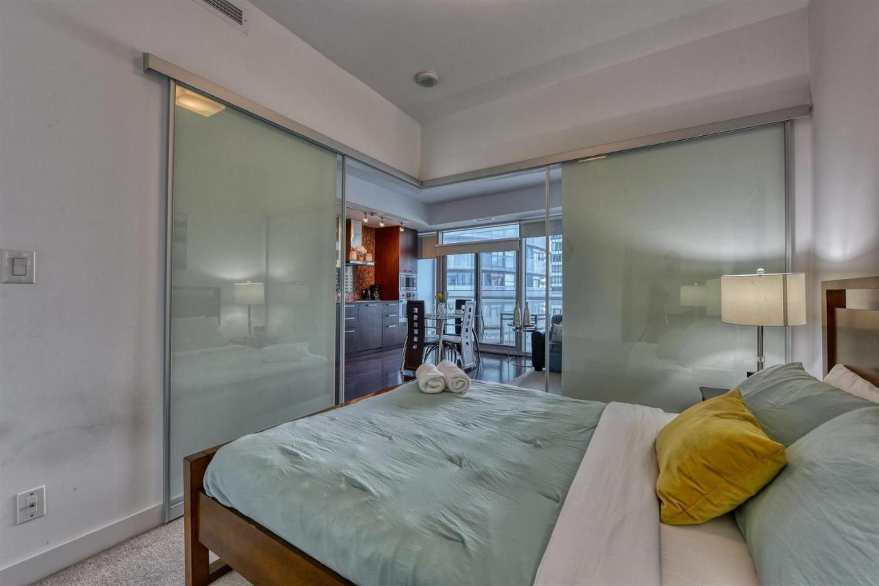 Sarkar Suites - Entertainment District Toronto Zewnętrze zdjęcie